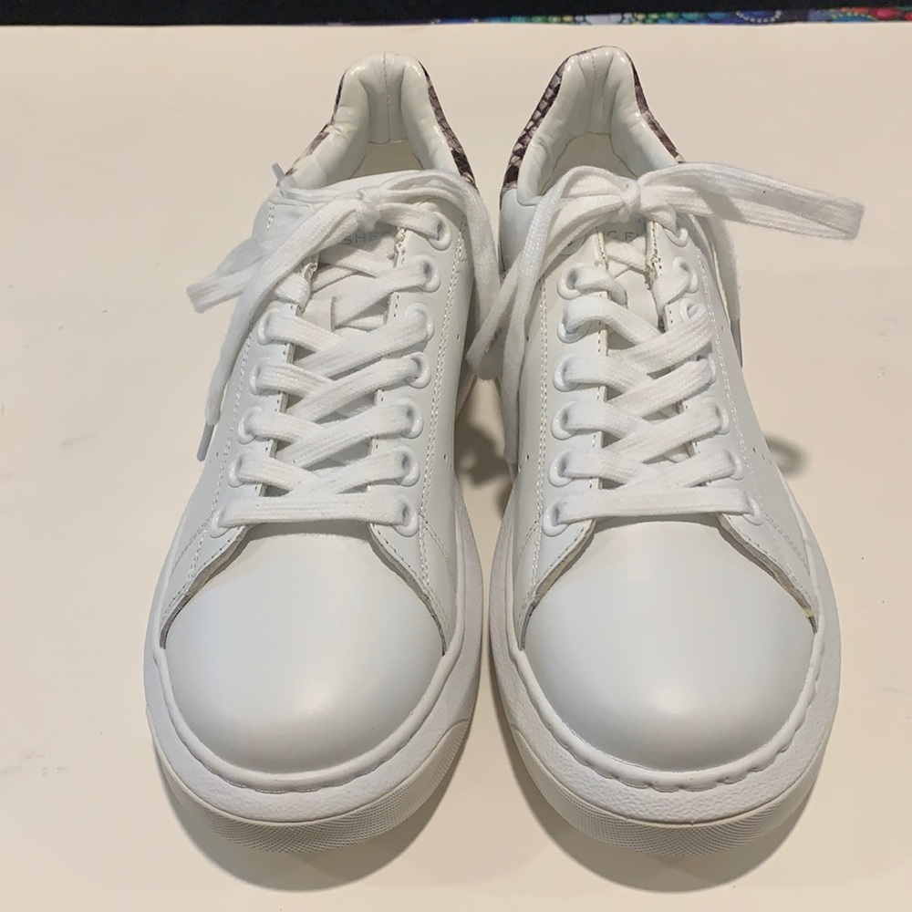 Marc Fisher Maggy sneakers